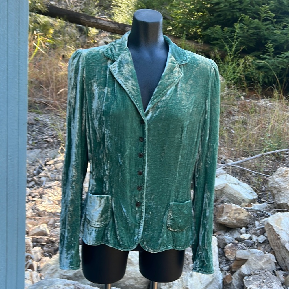 Elie Tahari fitted jacket beautiful soft Velvet fully lined classy Boho  sz S